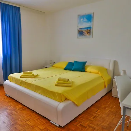 Apartment Sonnengarten Floor 1 Marčana