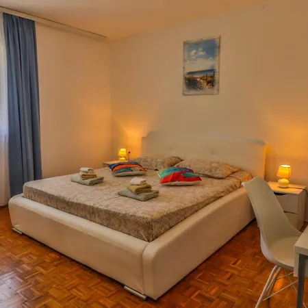 Apartment Sonnengarten Floor 1