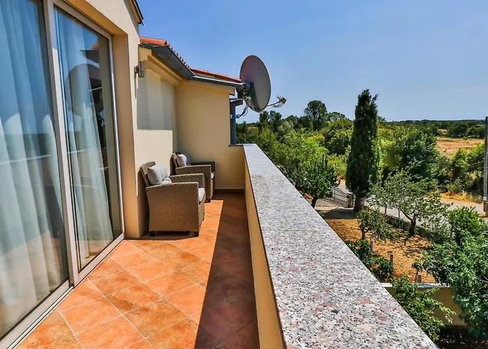 Sonnengarten Floor 1 Daire Marčana